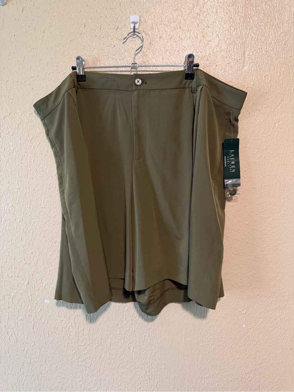 Lauren Ralph Lauren Shorts Dressy Professional Work Office Size 20W Plus Size